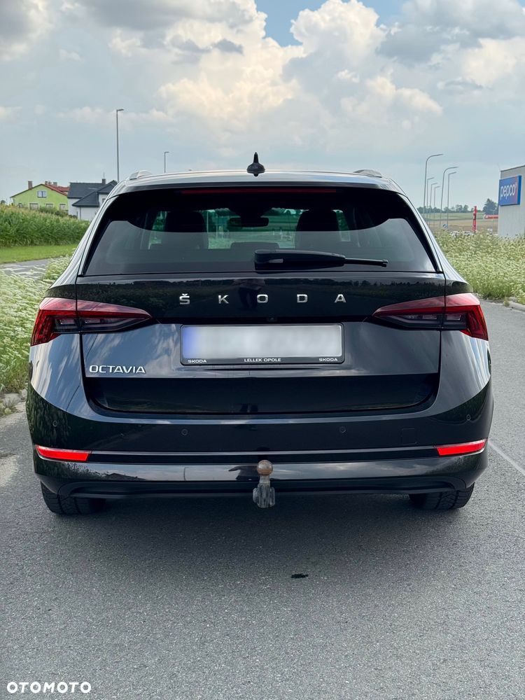 Skoda Octavia 2.0 TDI Ambition DSG - 5