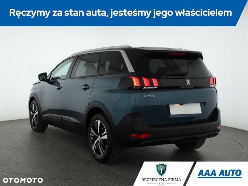 Peugeot 5008 - 5