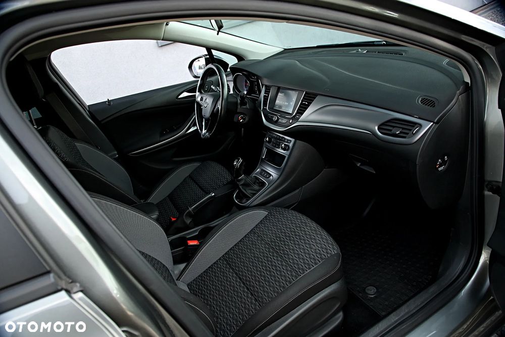Opel Astra V 1.2 T Edition S&S - 20