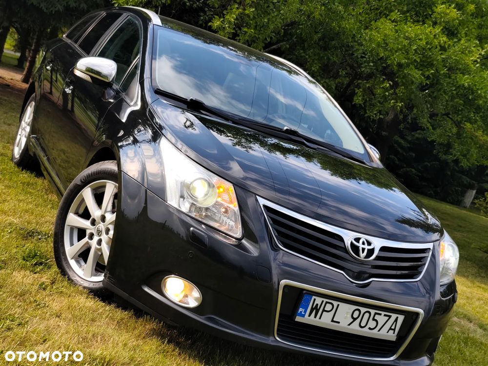 Toyota Avensis 2.2 D-4D Sol - 10