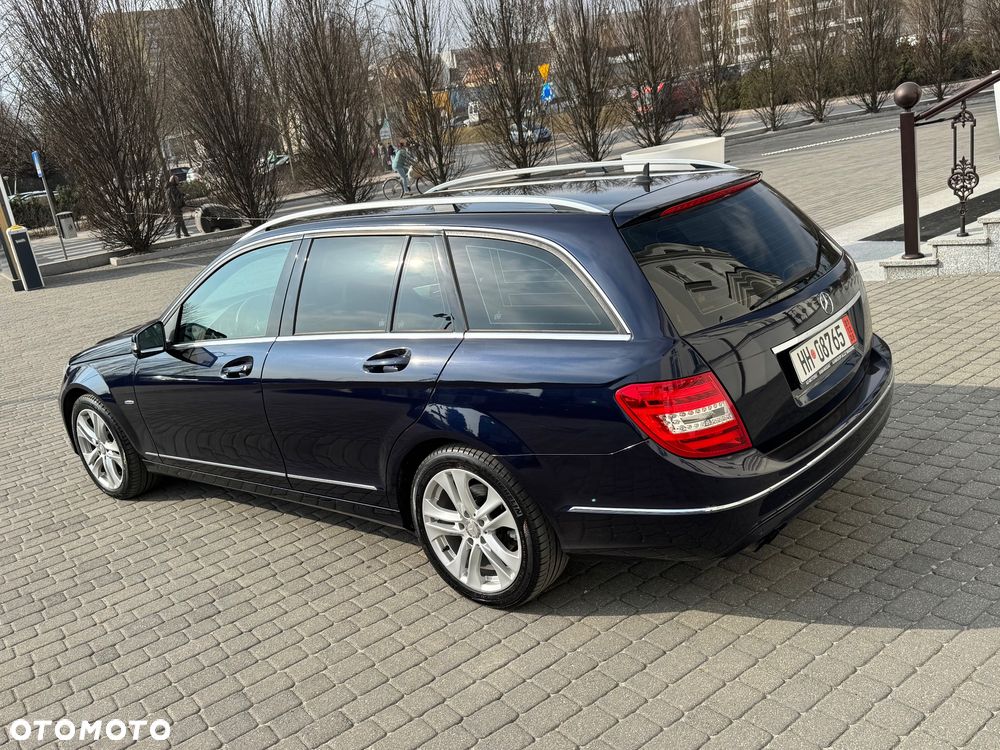 Mercedes-Benz Klasa C 220 CDI DPF Automatik Avantgarde - 11