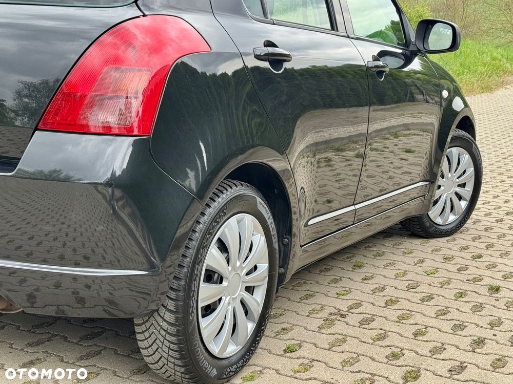 Suzuki Swift 1.3 Comfort+ - 28