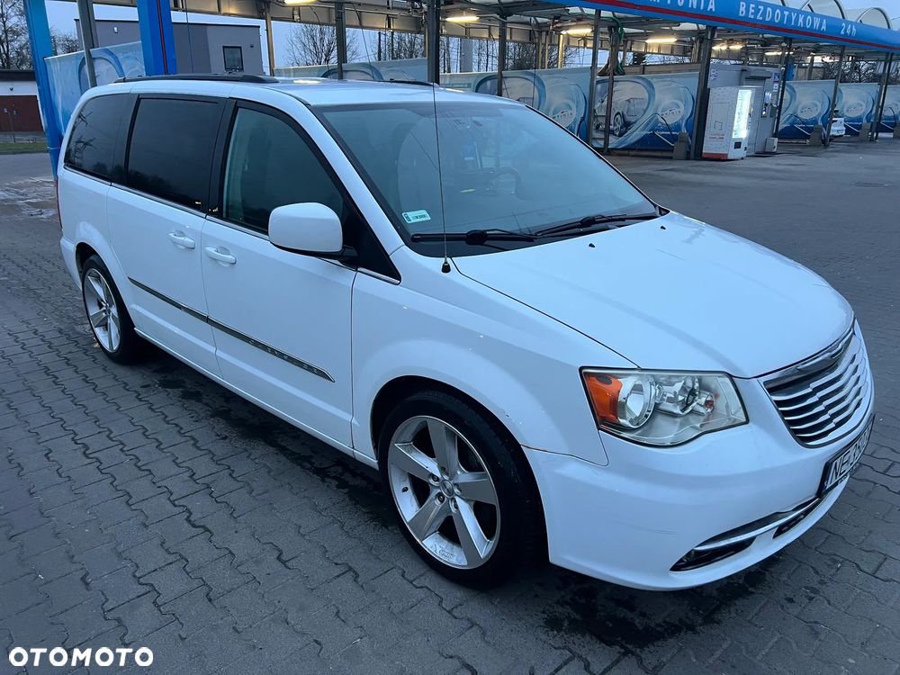 Chrysler Town & Country 3.6 Touring - 7