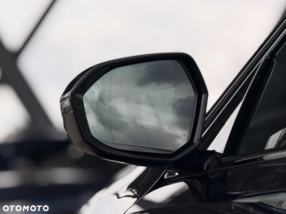 BMW Seria 5 520i - 14