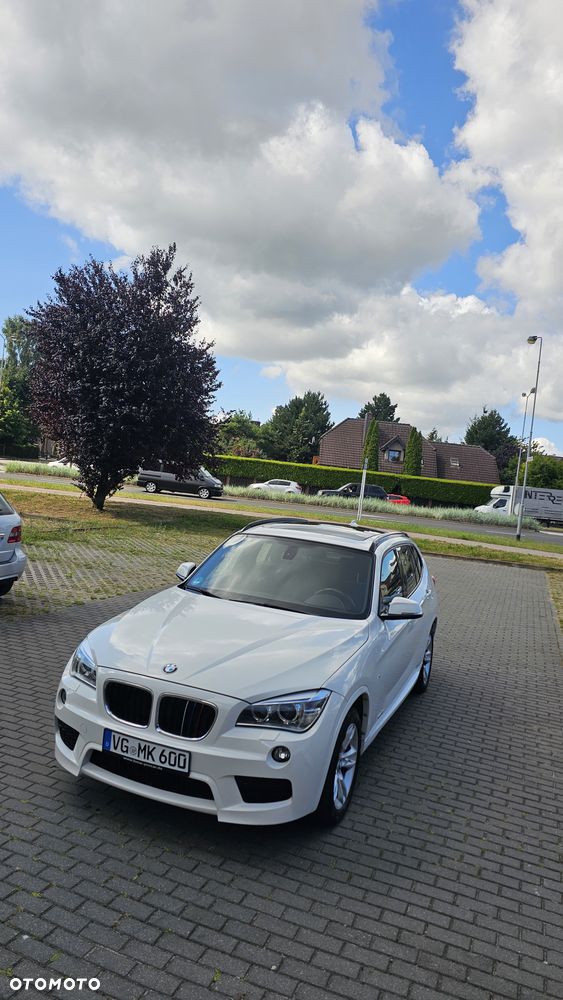 BMW X1 xDrive18d xLine - 10