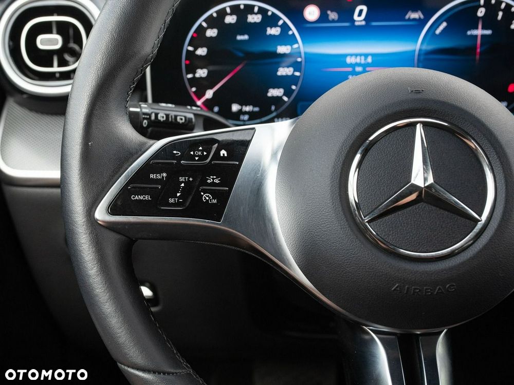 Mercedes-Benz GLC - 14
