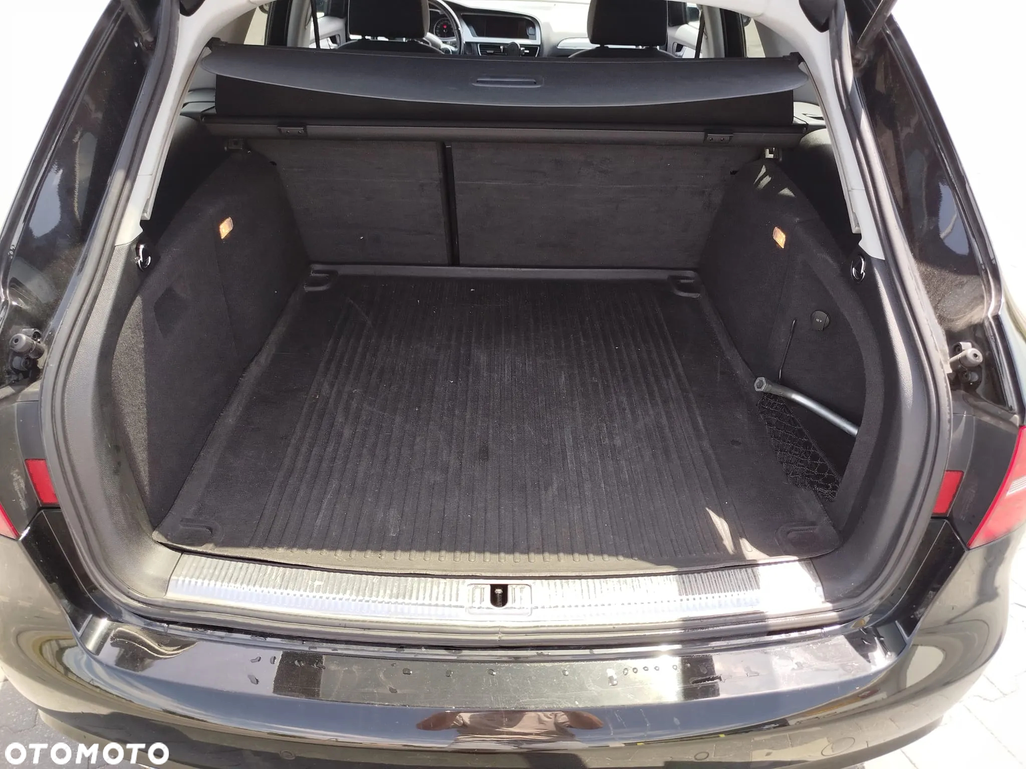 Audi A4 2.0 TDI S tronic - 25