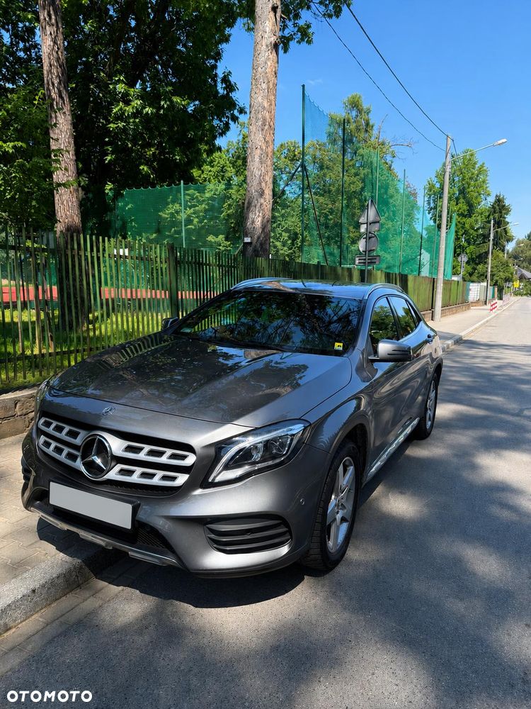 Mercedes-Benz GLA 220 4-Matic AMG Line - 1