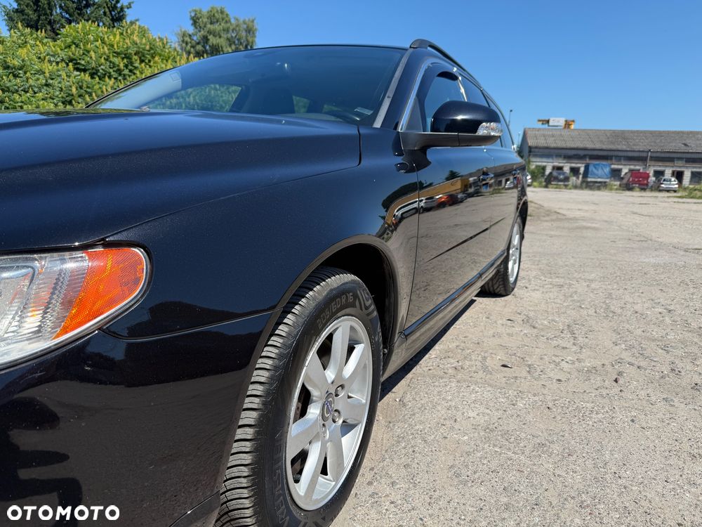 Volvo V70 D3 Geartronic Kinetic - 4