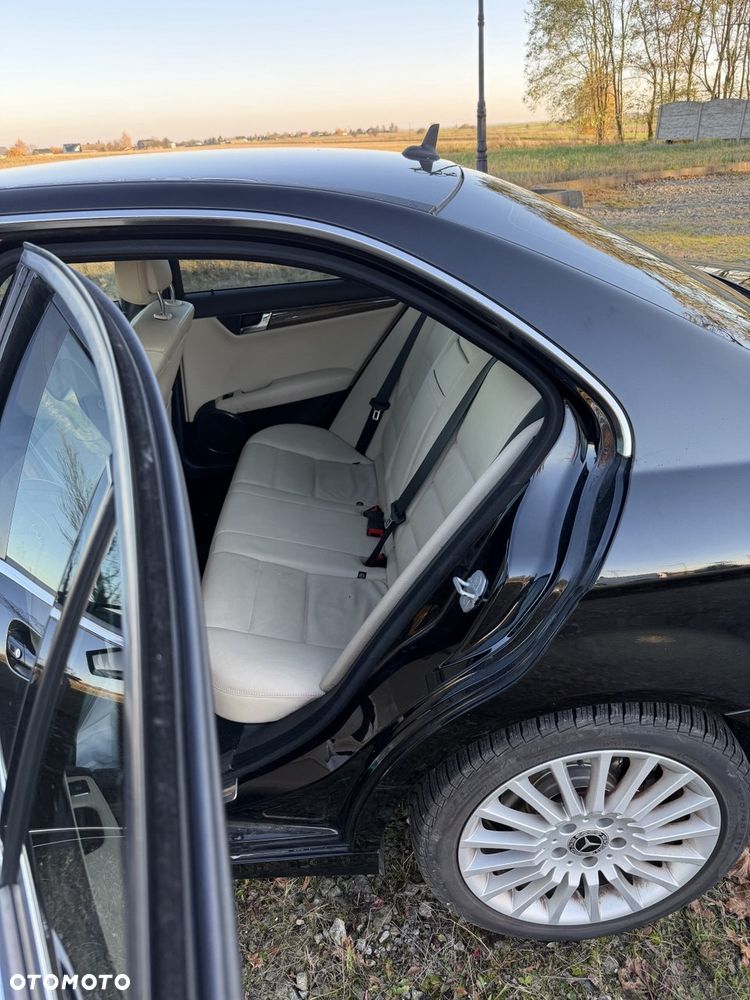 Mercedes-Benz Klasa C - 9