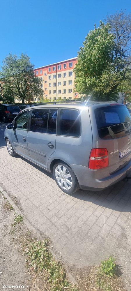 Volkswagen Touran 1.9 TDI Trendline - 9
