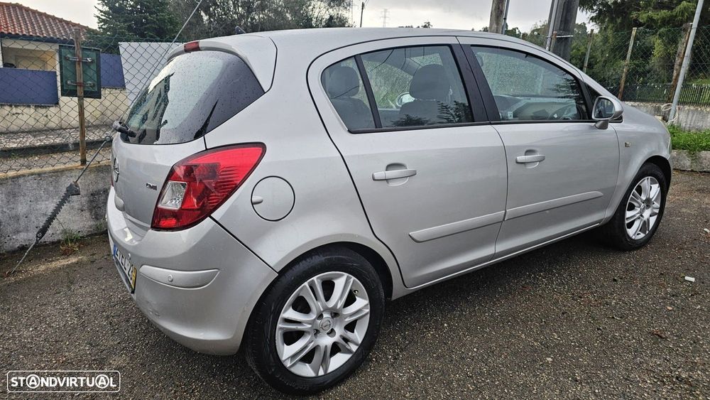Opel Corsa 1.3 CDTi Cosmo - 7