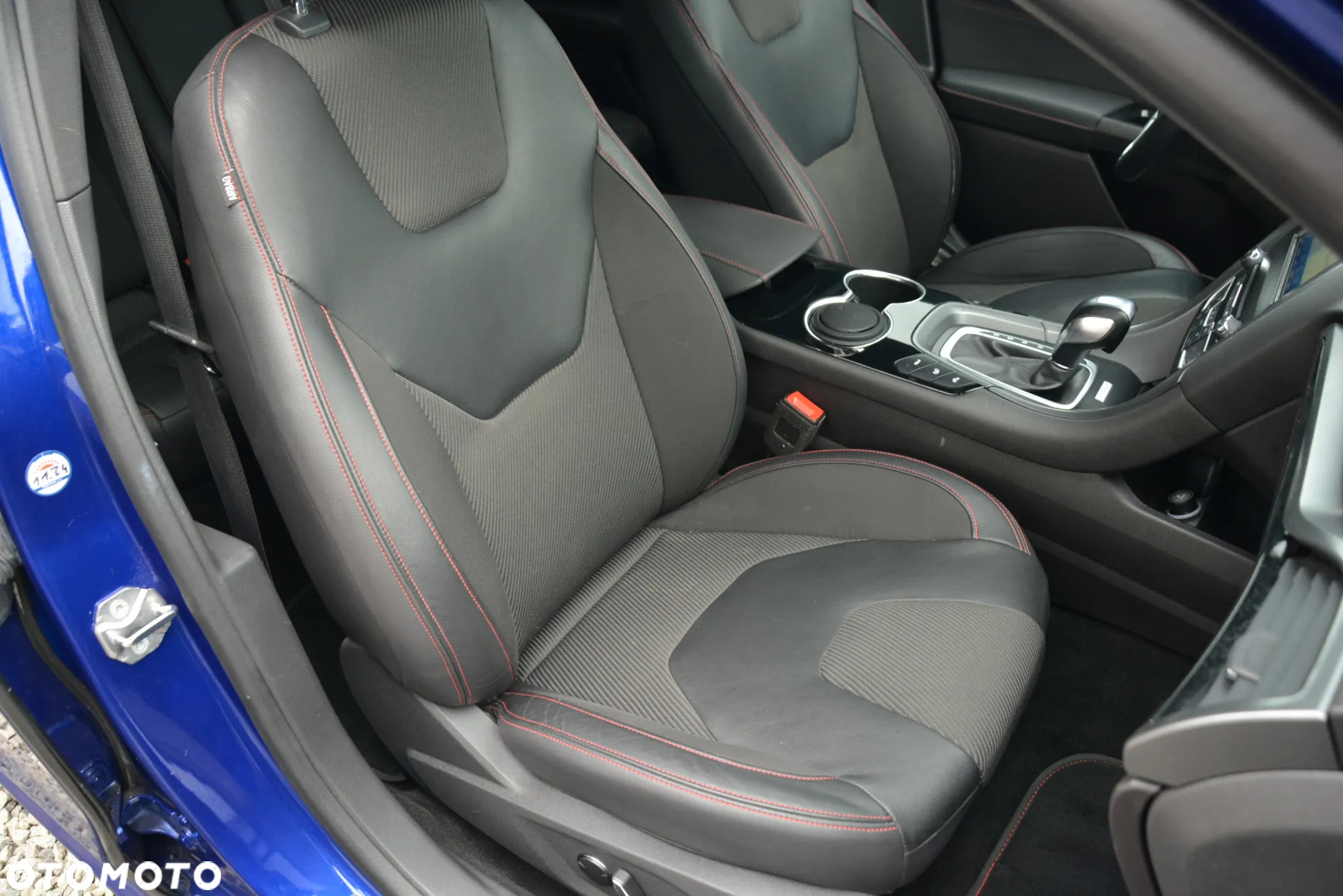 Ford Mondeo 2.0 EcoBoost Start-Stopp Autom ST-Line - 31