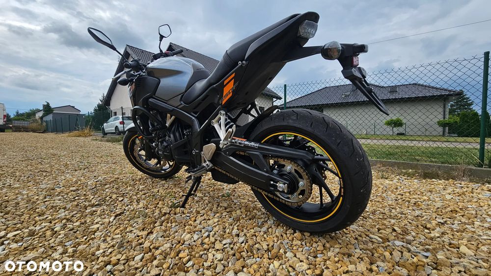 Honda CB - 13