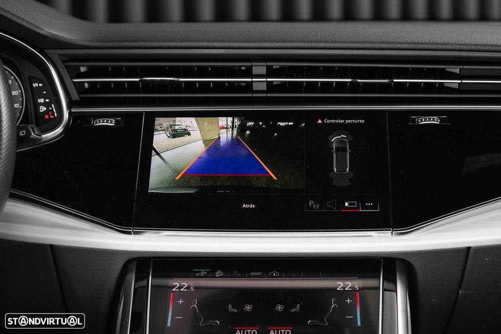 Audi Q7 55 TFSIe quattro S line Tiptronic - 24