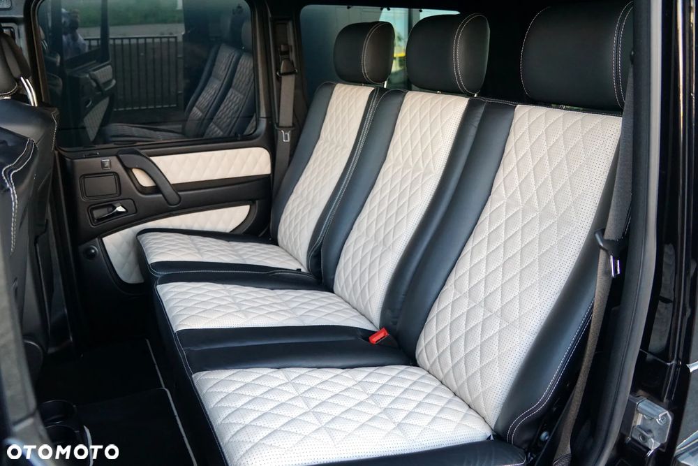 Mercedes-Benz Klasa G AMG 63 AMG SPEEDSHIFT 7G-TRONIC - 26