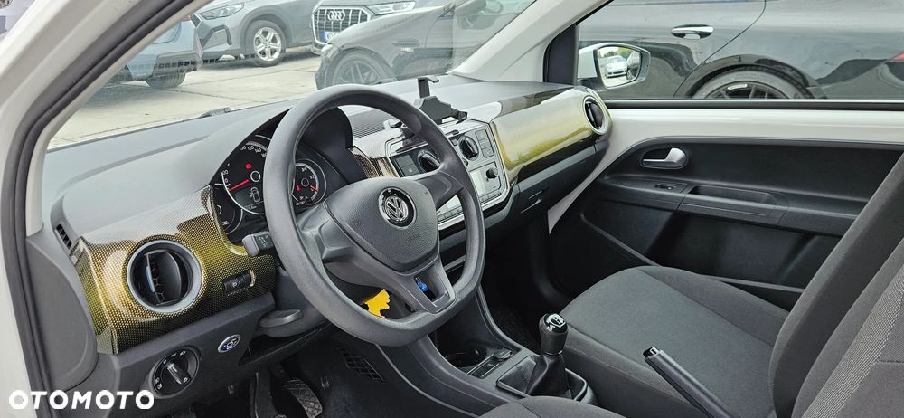 Volkswagen up! 1.0 Beats - 15