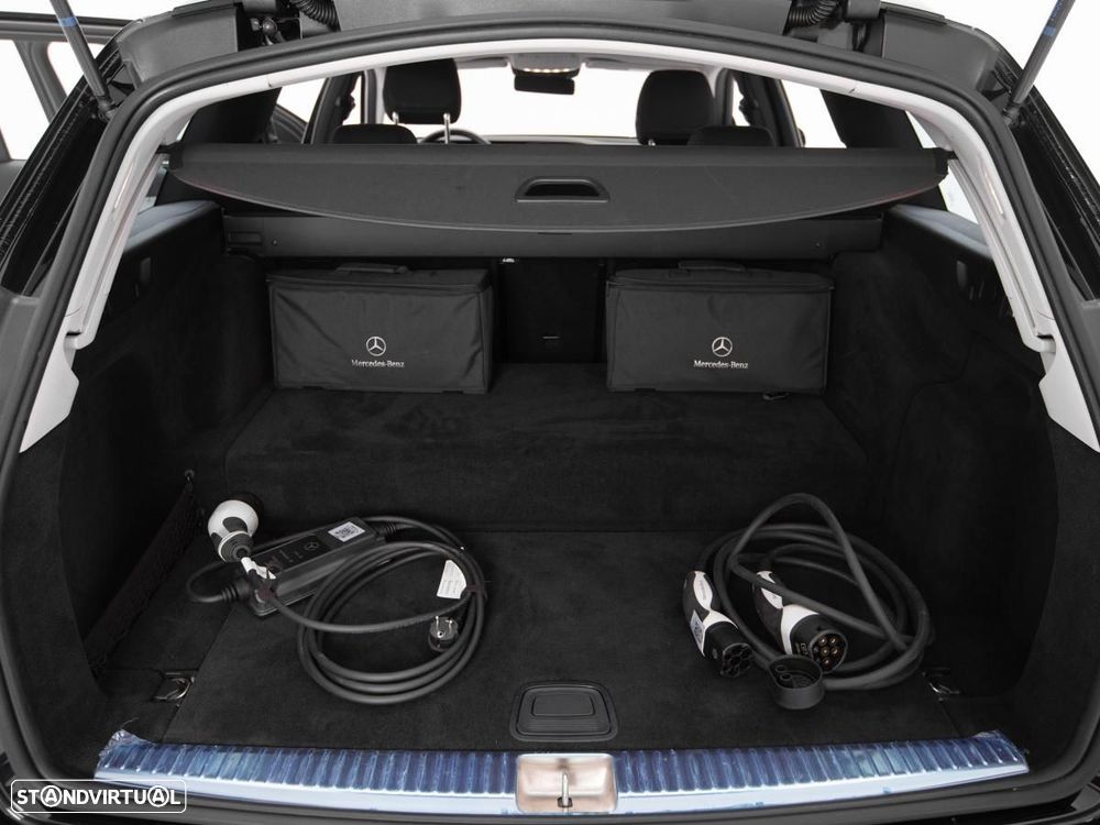 Mercedes-Benz E 300 de 4Matic 9G-TRONIC Avantgarde - 12