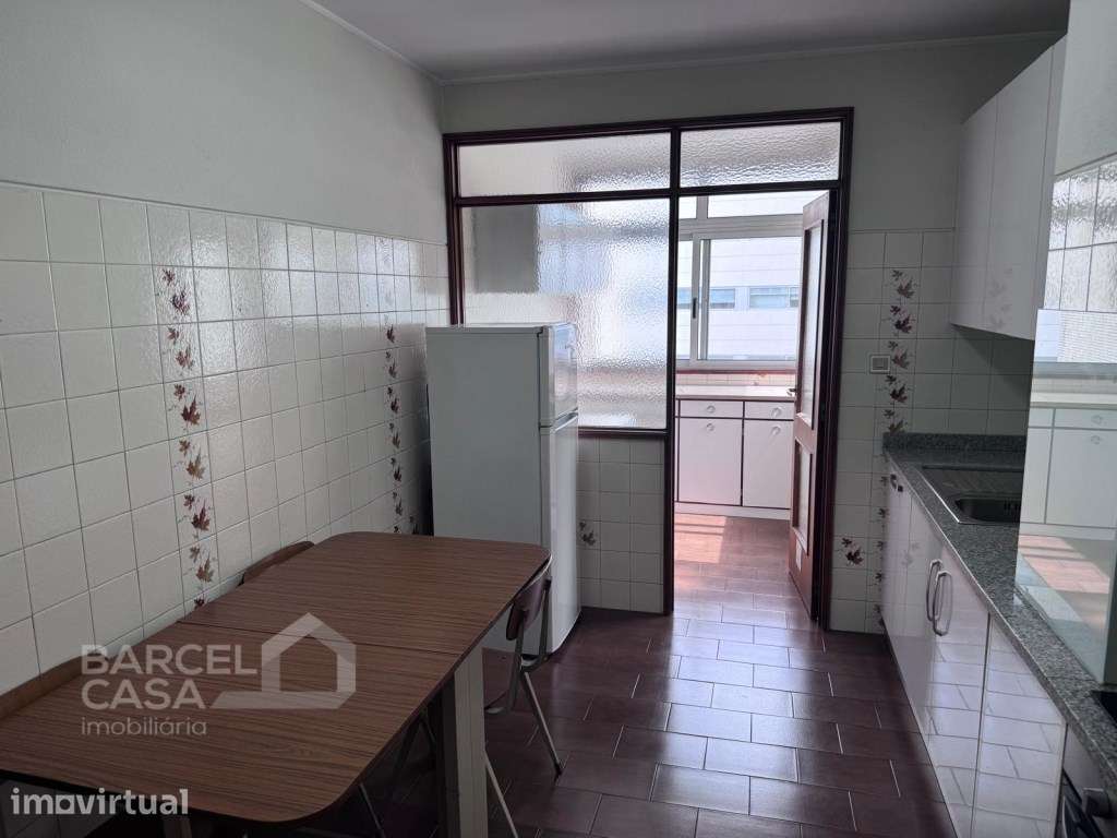 Apartamento T1 mobilado e equipado no centro da cidade. - Grande imagem: 3/8