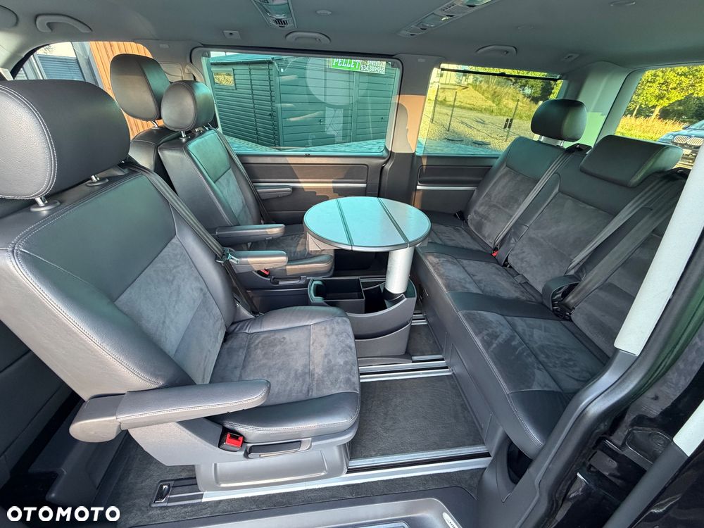 Volkswagen Multivan - 30