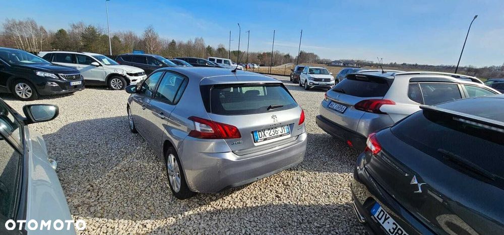 Peugeot 308 - 3