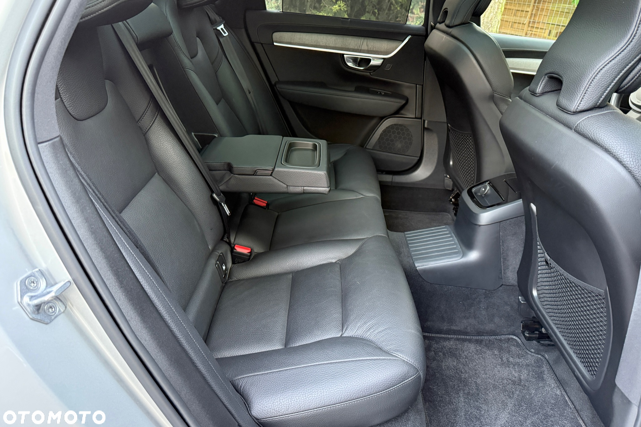 Volvo V90 - 16