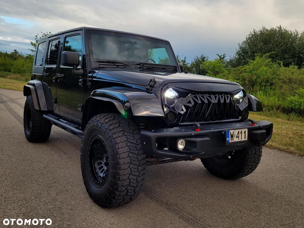 Jeep Wrangler Unlimited 3.8 Automatik Sahara - 22