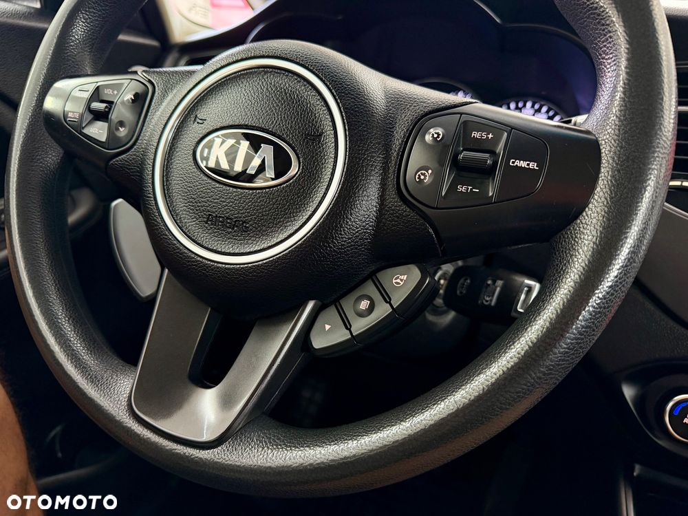 Kia Carens 1.7 CRDi Edition 7 - 21