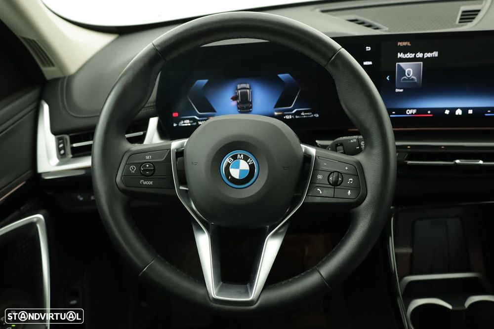 BMW X1 xDrive25e xLine - 16