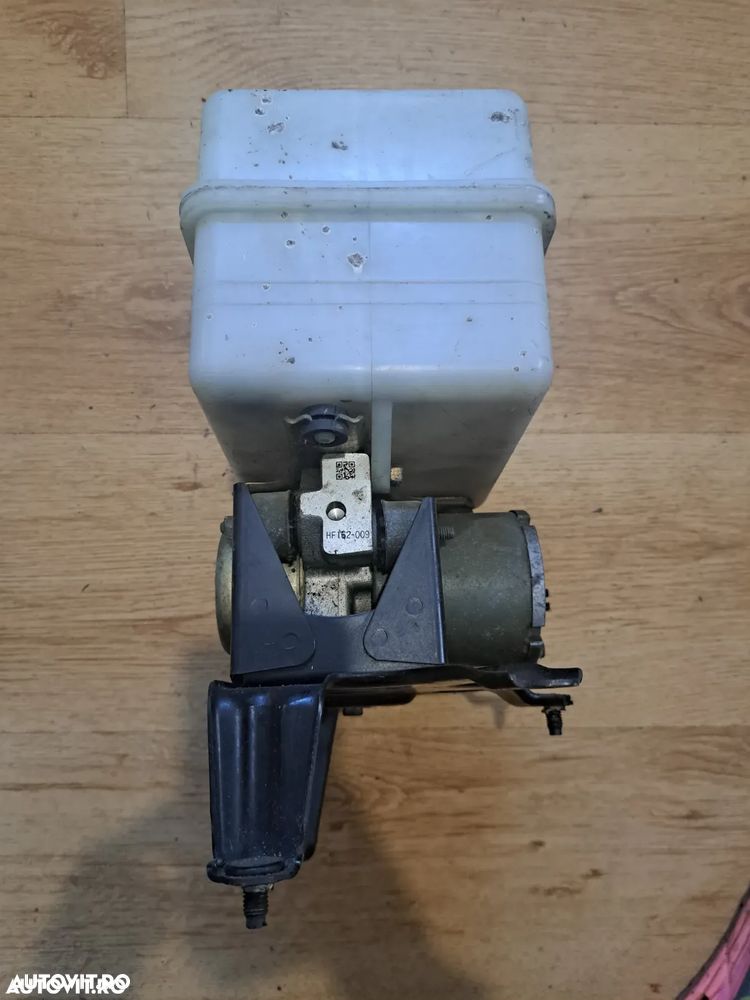 Pompa suspensie AHC pompa si motor de control al inaltimii Originala Toyota J100 Lexus LX470 - 4