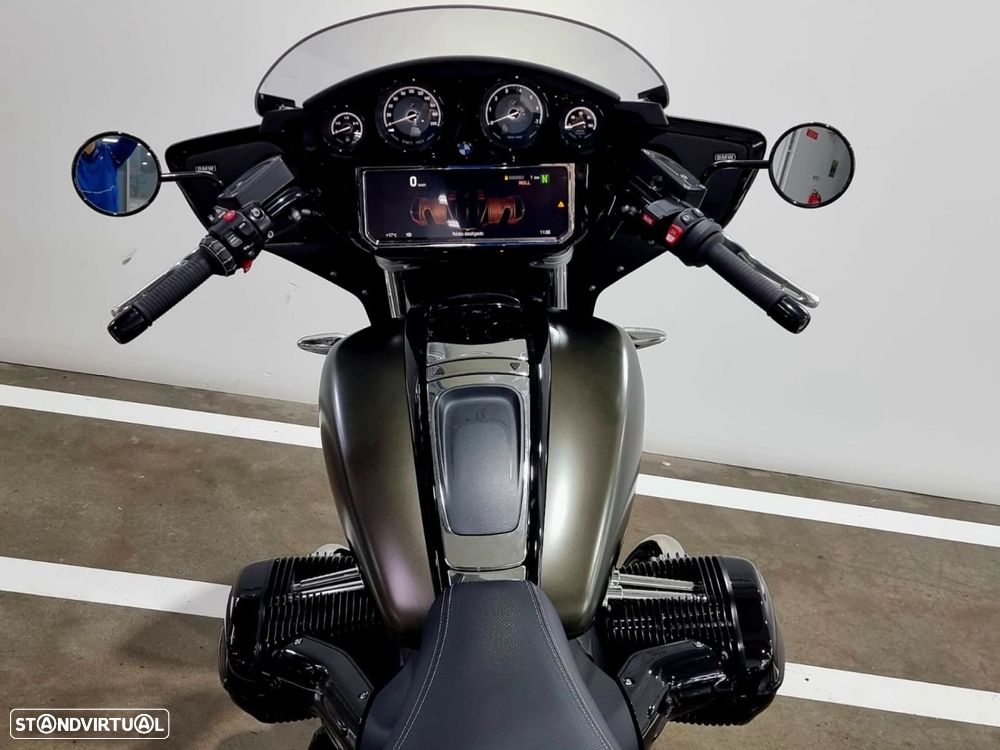 BMW R 18 18 B Manhattan Metallic mate - 10