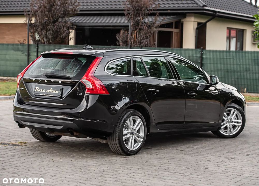 Volvo V60 T3 R-Design Summum - 13