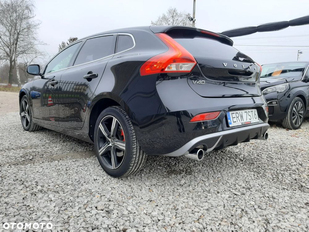 Volvo V40 D3 Geartronic RDesign - 6
