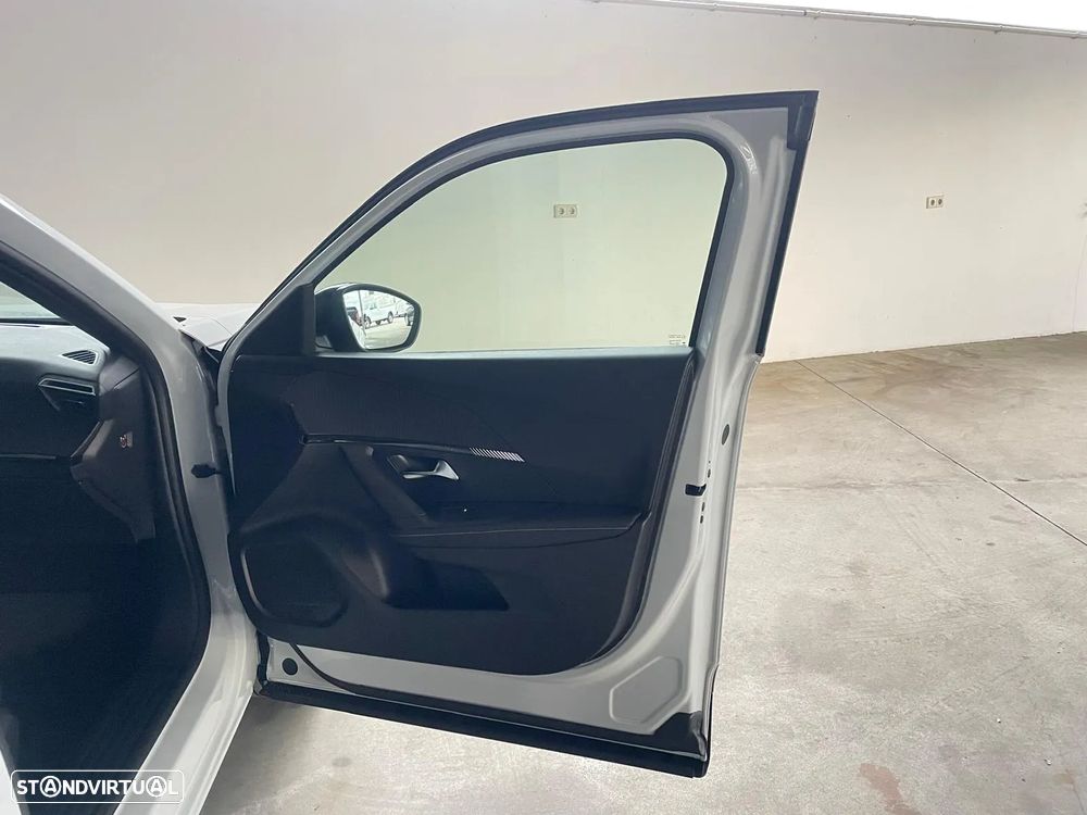 Peugeot 2008 1.2 PureTech Allure Pack - 25