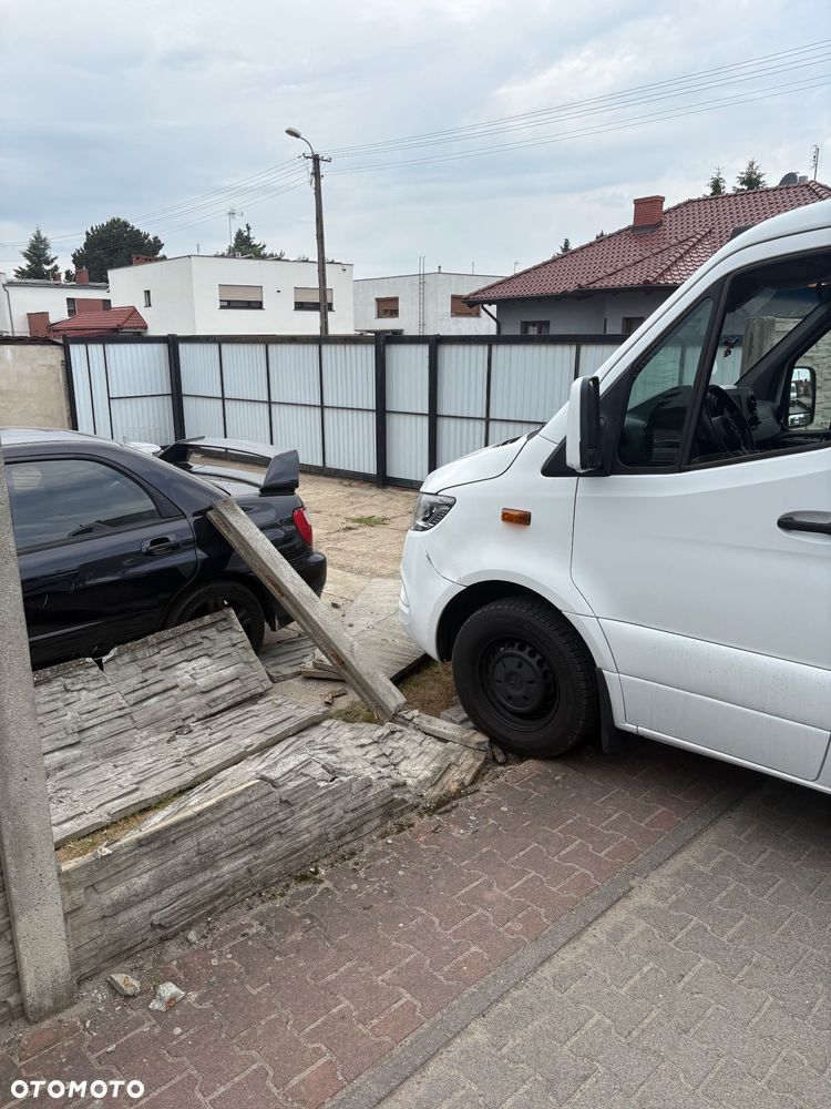 Mercedes-Benz Sprinter - 10