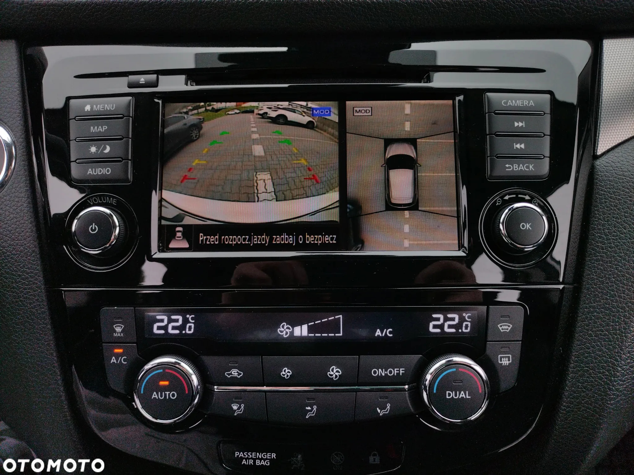 Nissan Qashqai 1.3 DIG-T N-Connecta EU6d - 22