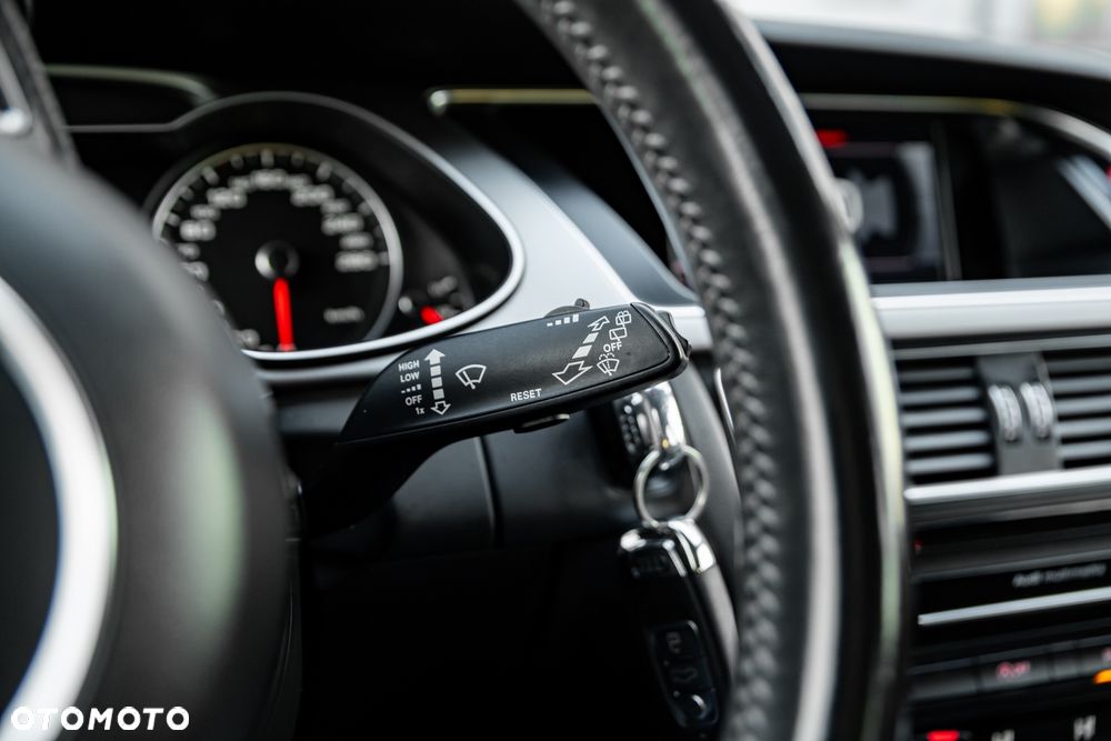 Audi A4 Avant 2.0 TDI S tronic quattro sport - 37