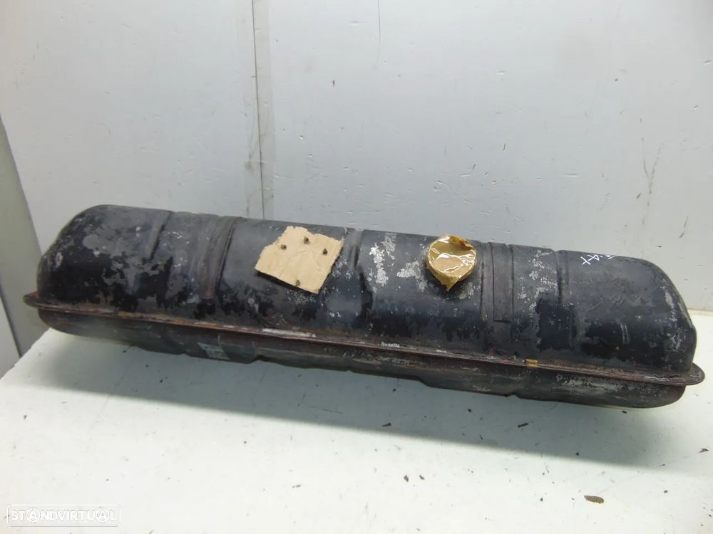 Fiat 600 depósito gasolina - 1