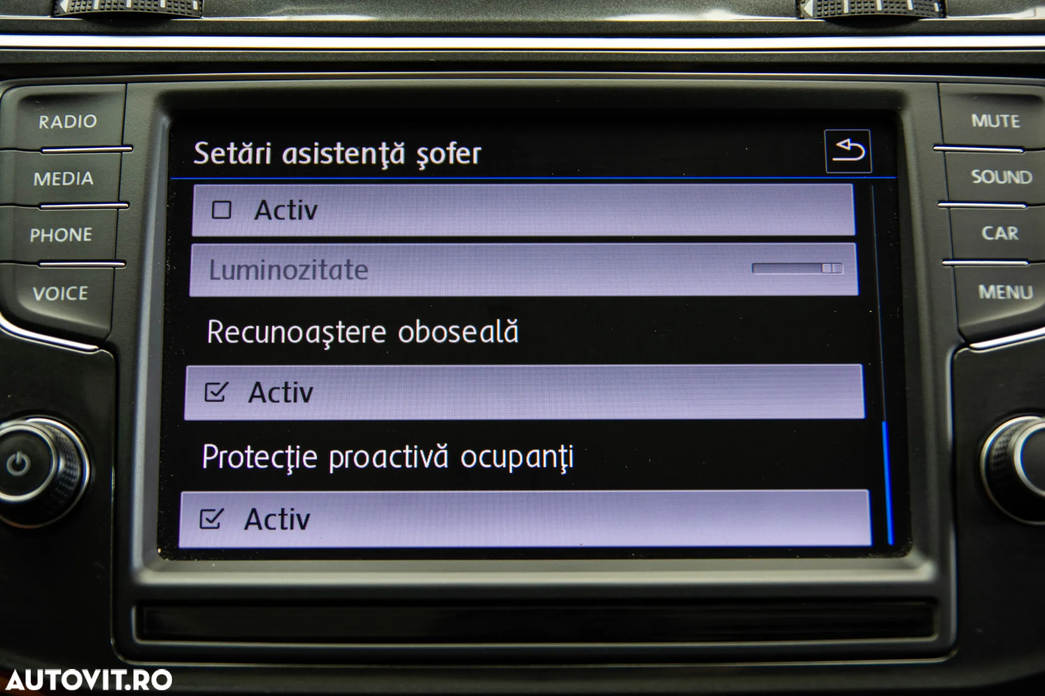 Volkswagen Tiguan 2.0 TDI SCR 4MOTION (BlueMotion Techn.) DSG Highline - 25