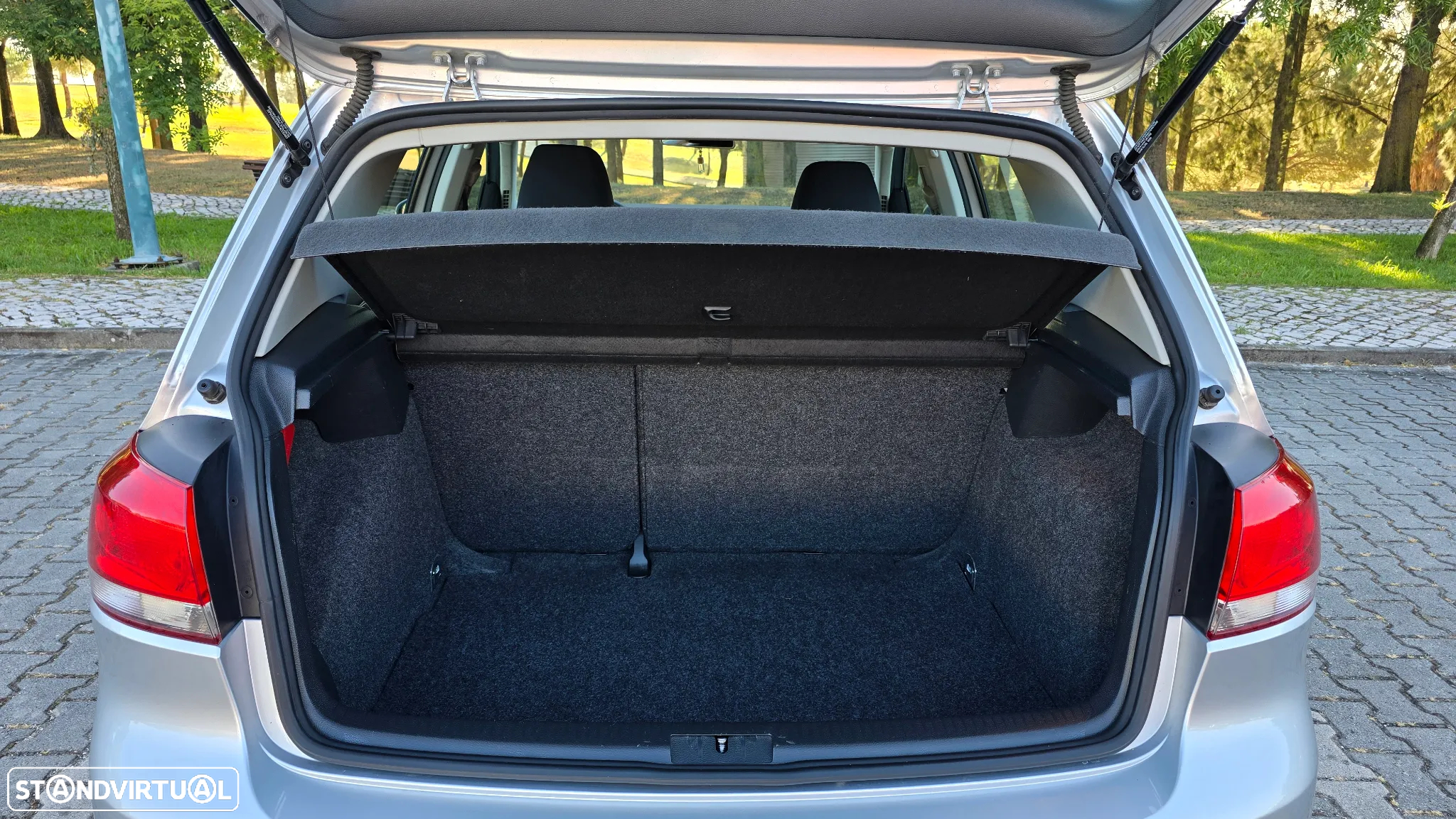 VW Golf 2.0 TDi Trendline - 41