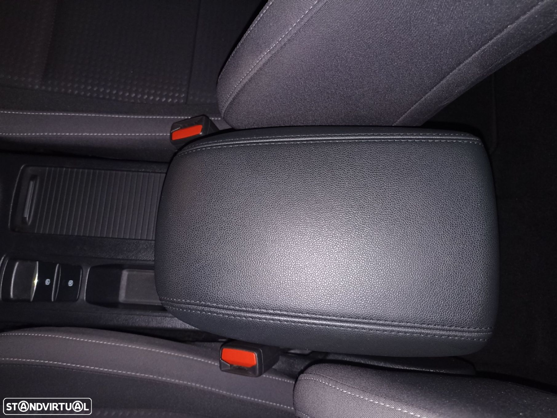 Ford Focus SW 1.5 TDCi EcoBlue Titanium - 30