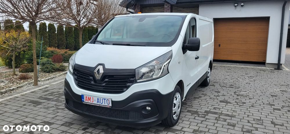 Renault Trafic - 1