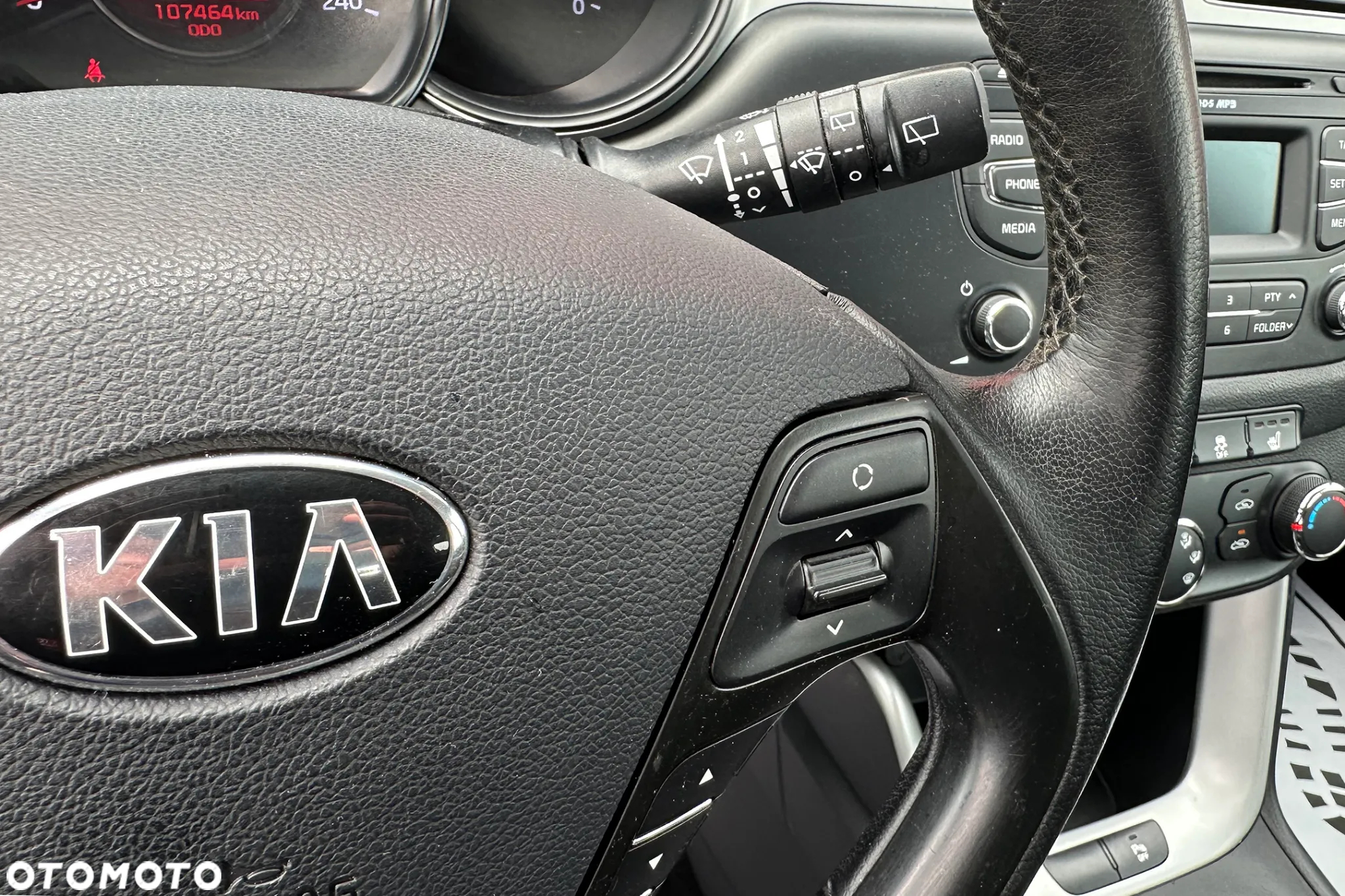 Kia Ceed - 25