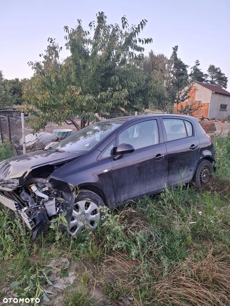 Opel Corsa - 16