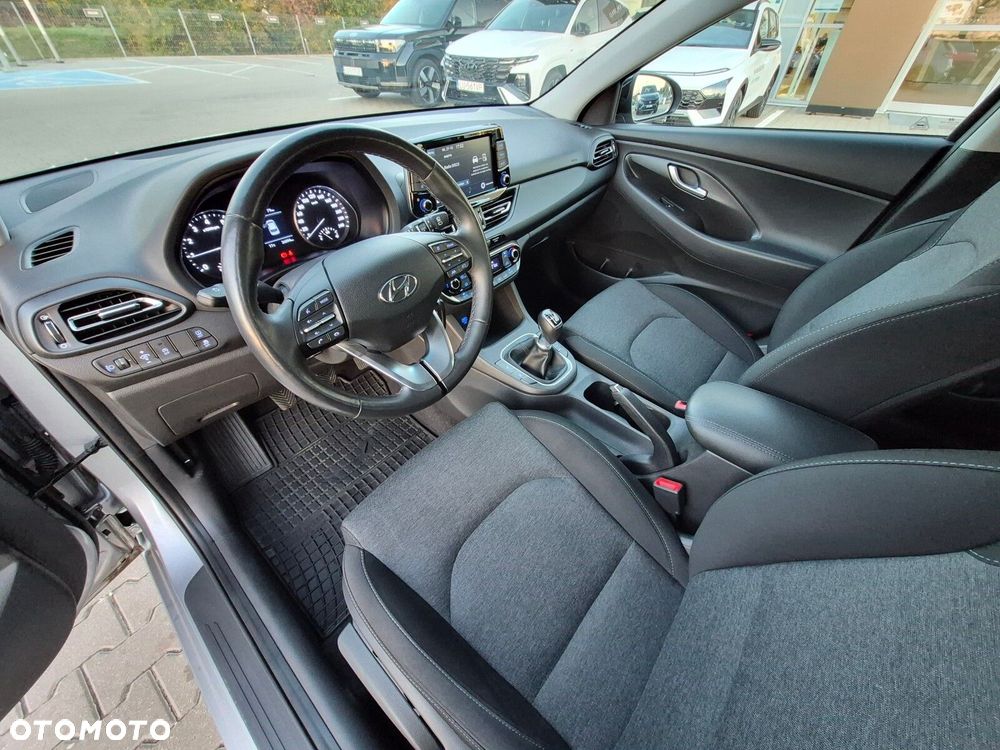 Hyundai i30 1.0 T-GDI Smart - 10