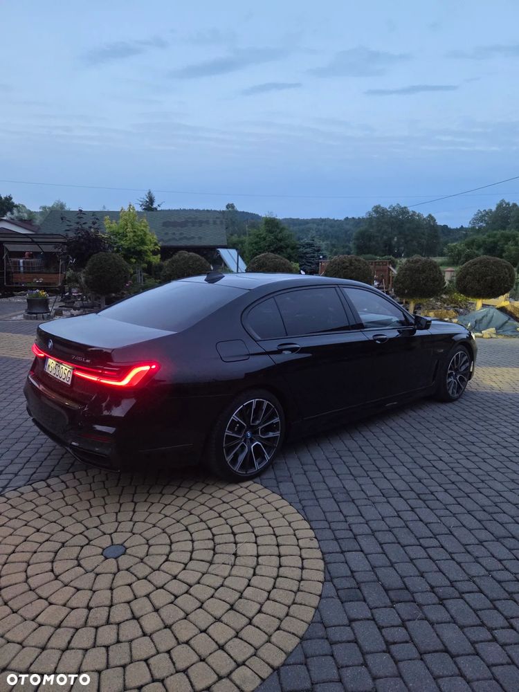 BMW Seria 7 - 27