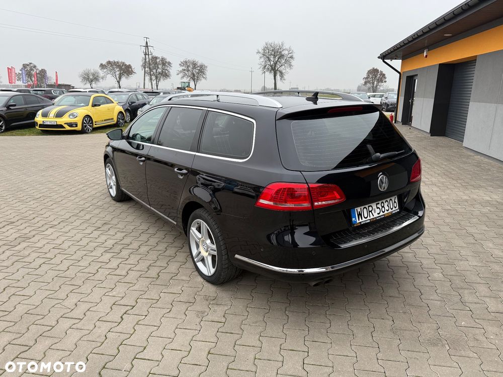 Volkswagen Passat 2.0 TDI BlueMotion Technology Exclusive - 8