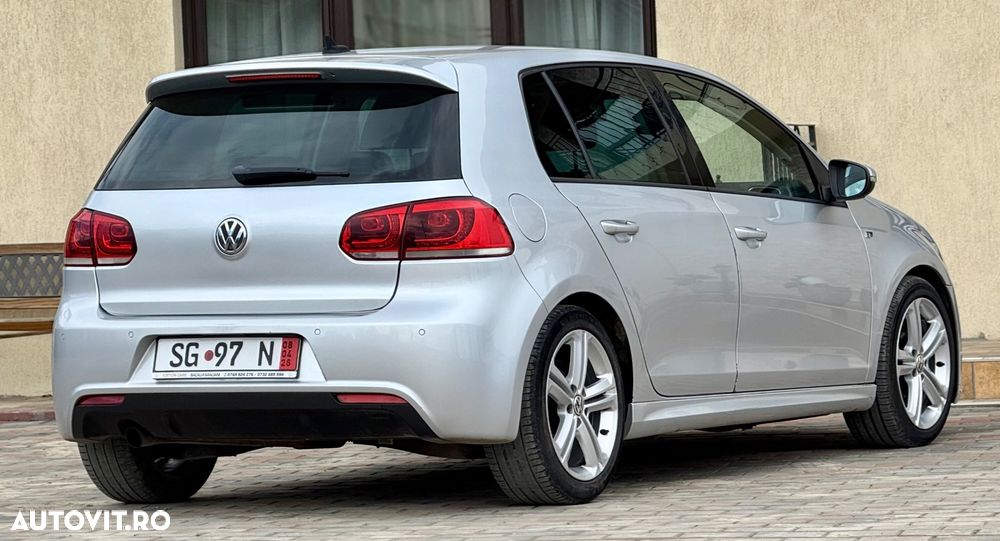 Volkswagen Golf 1.6 TDI DPF Exclusive - 4