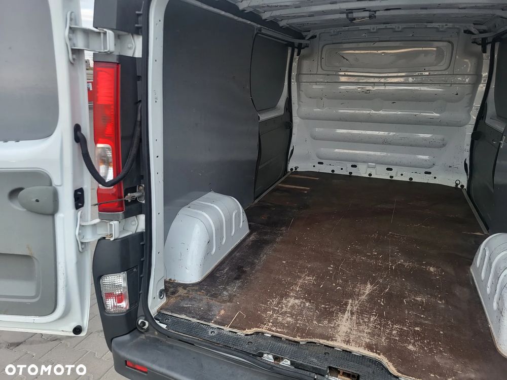 Opel Vivaro - 32