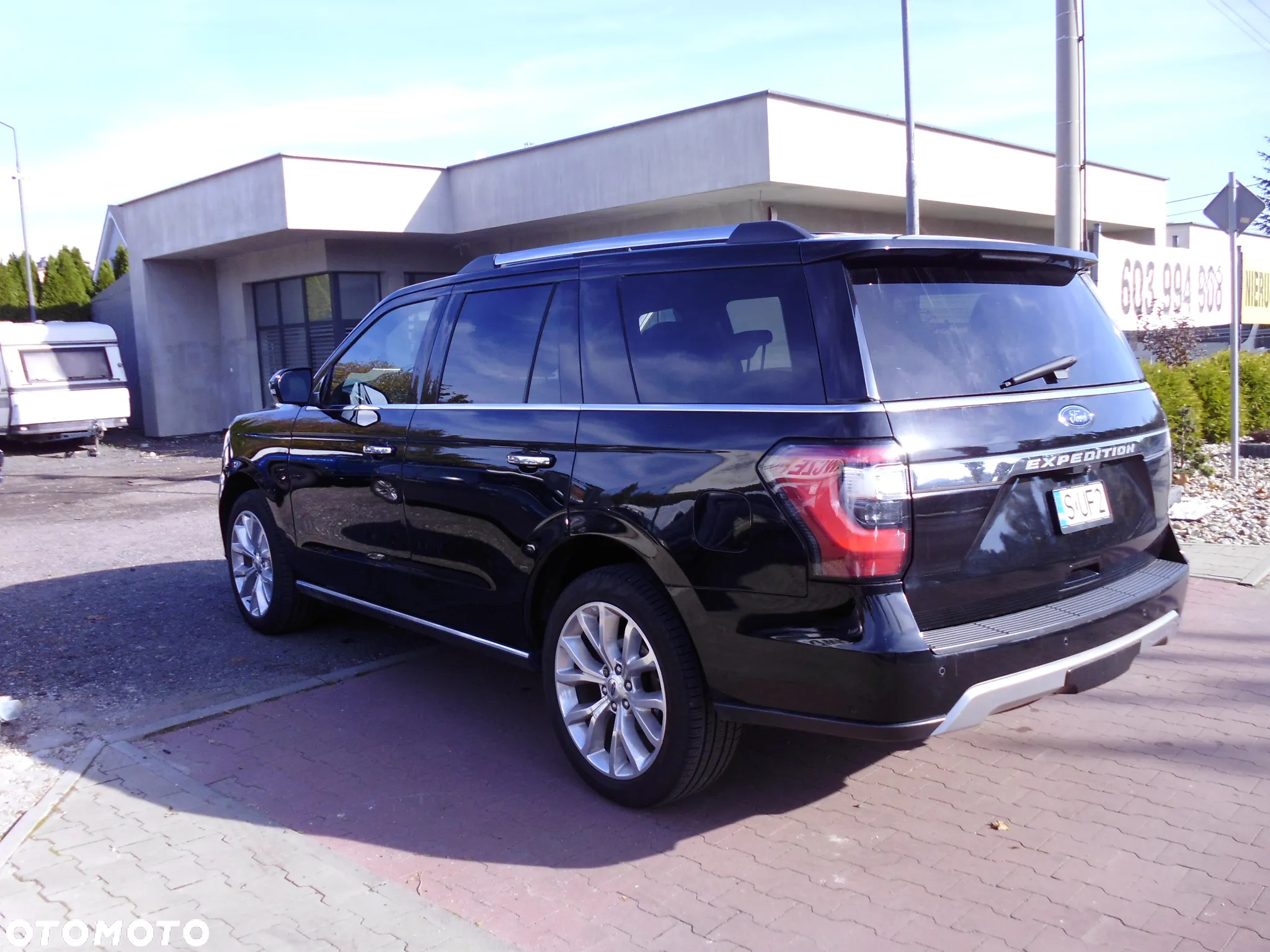 Ford Expedition - 10